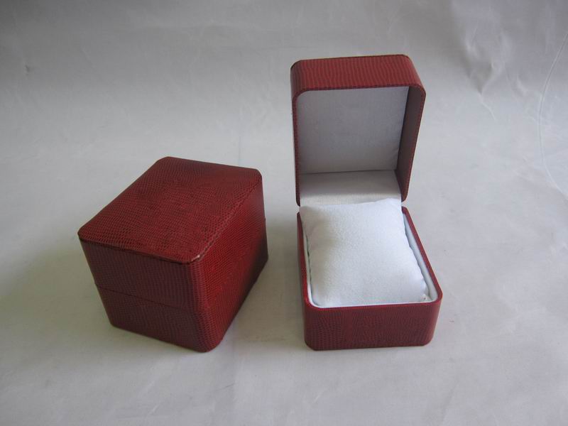 High End Leather Watch Box Luxury Single Watch Case with velvet pillow WB-36