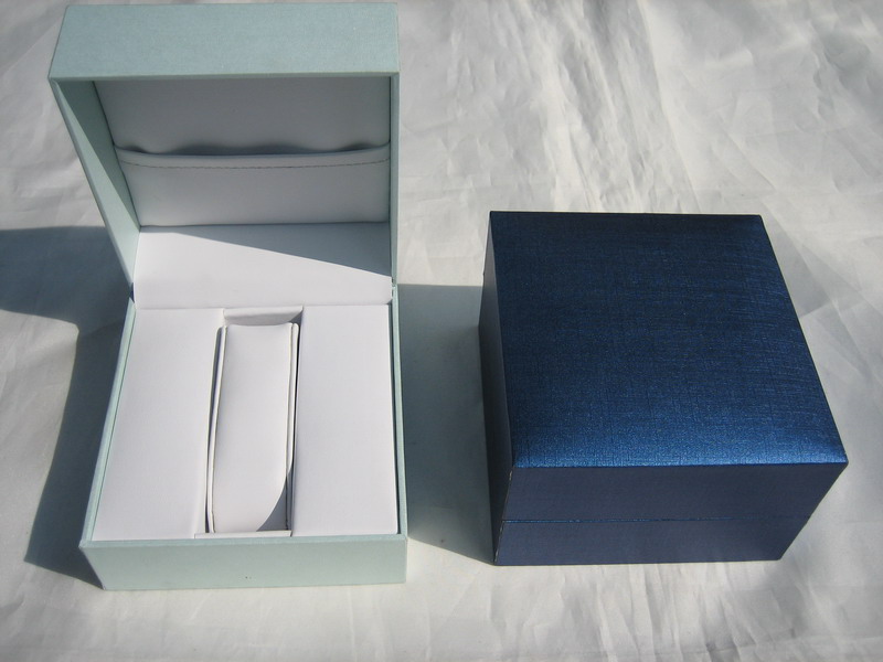 Luxury Single Watch Packaging Box Custom Logo Branded Watch Boxes